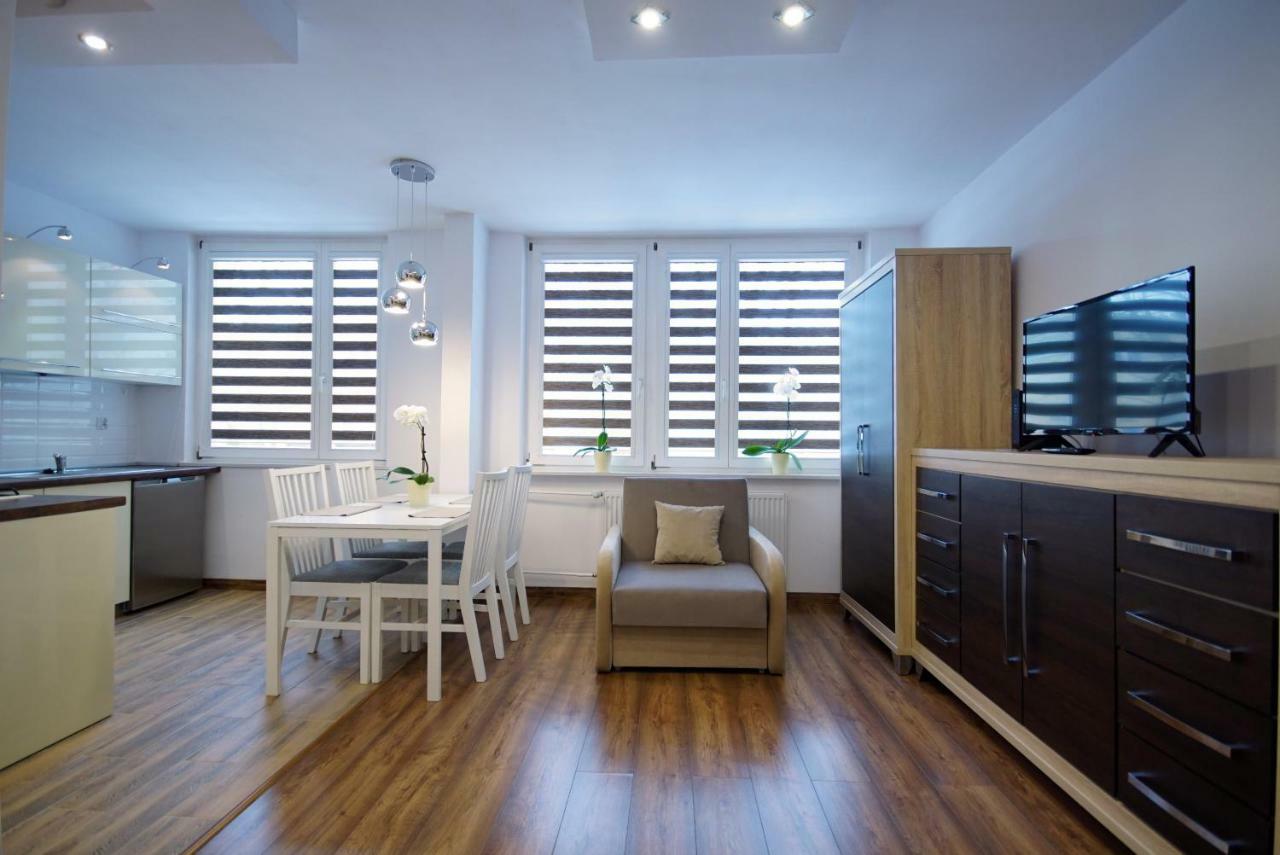 Apartament เฮลม์ ภายนอก รูปภาพ